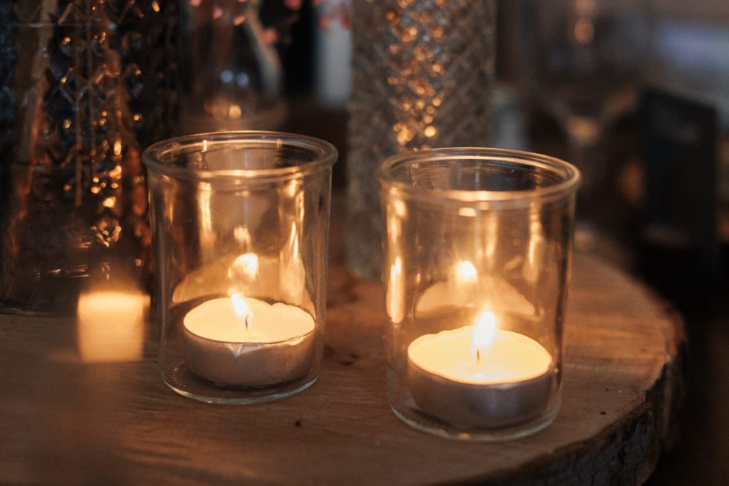 hochzeitsdeko mieten; hochzeitsdeko leihen; hochzeitsdeko leihen rostock; dekoverleih rostock; dekoverleih hochzeit; dekoleihen; dekomieten; hochzeitsdekoration leihen; hochzeitsverleih rostock; vintagedeko; windlichter mieten