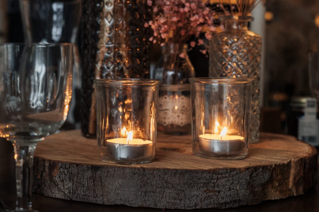 hochzeitsdeko mieten; hochzeitsdeko leihen; hochzeitsdeko leihen rostock; dekoverleih rostock; dekoverleih hochzeit; dekoleihen; dekomieten; hochzeitsdekoration leihen; hochzeitsverleih rostock; vintagedeko; windlichter mieten